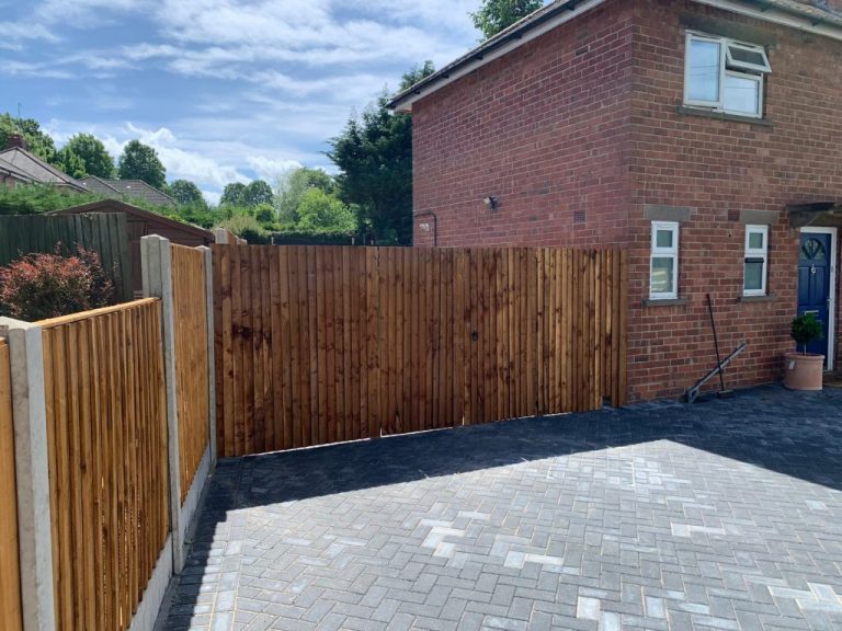Block Paving Driveway with New Fencing in Banbury