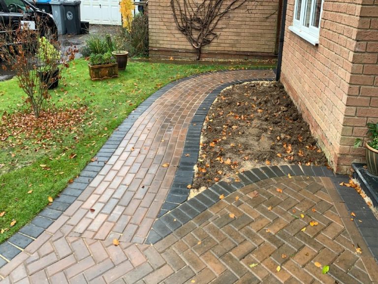 Footpath Extension to an Existing Driveway in Tackley