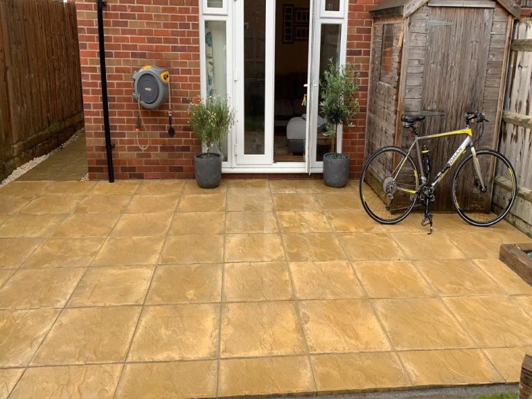 Small Patio with a Replaced Shed in Banbury