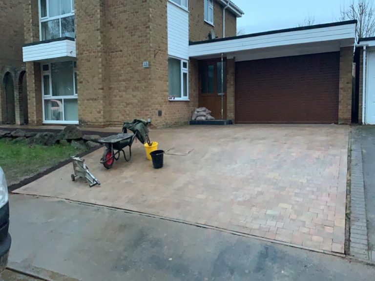 Tegula Paving Driveway with Sidepath and Step in Banbury
